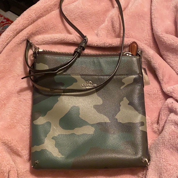 Coach Handbags - Camo Coach swing back crossbody purse